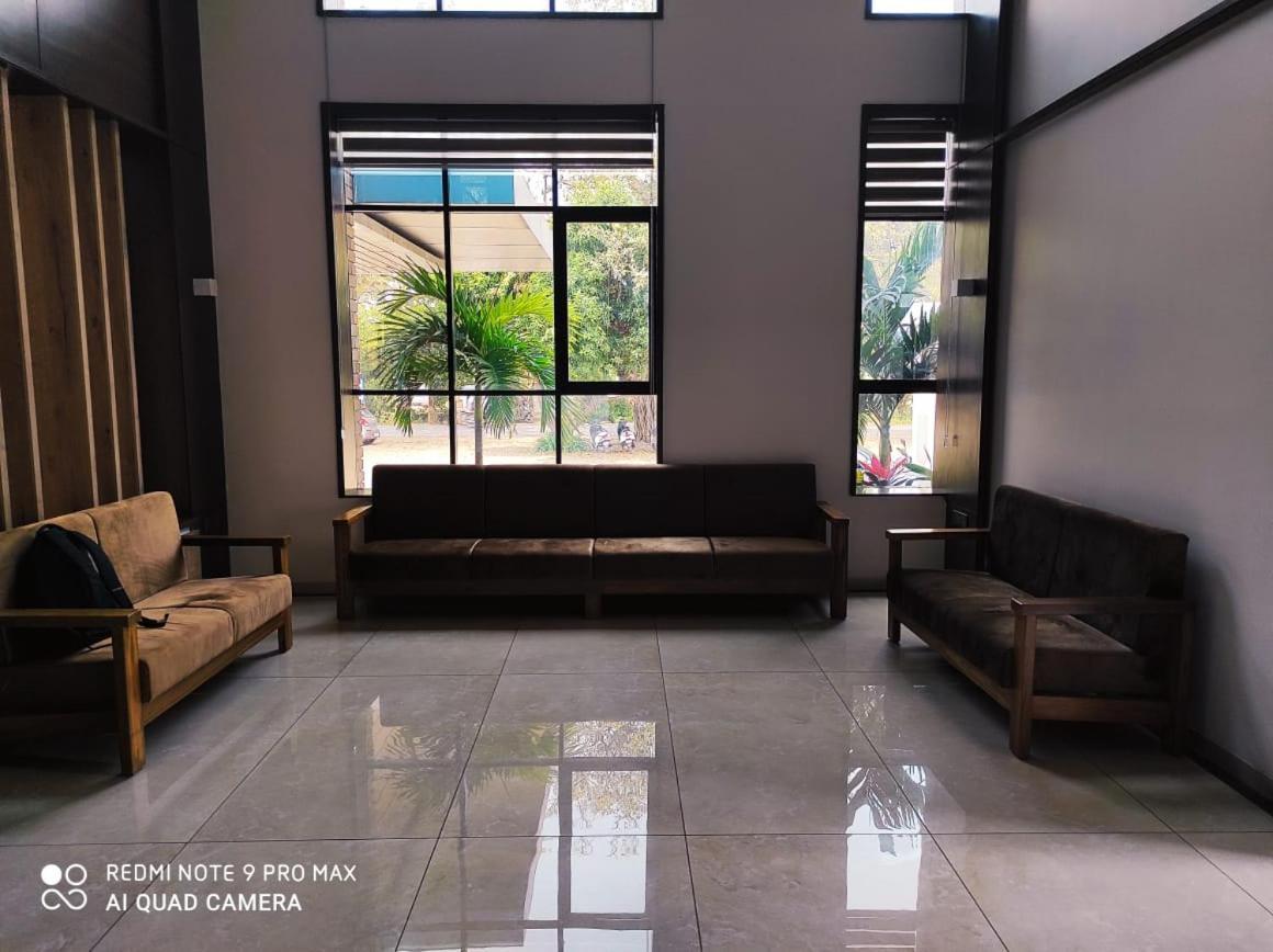 كولهابور Hotel Shlok المظهر الخارجي الصورة