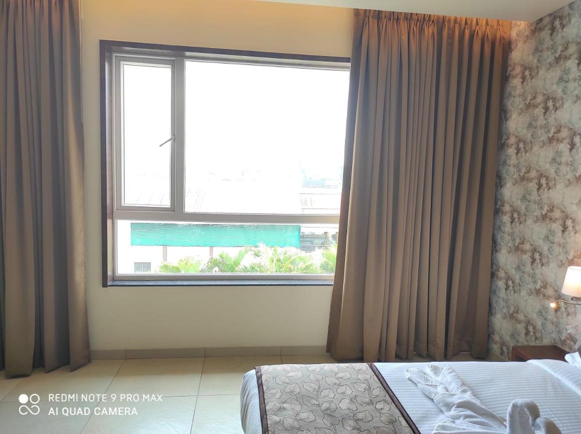 كولهابور Hotel Shlok المظهر الخارجي الصورة
