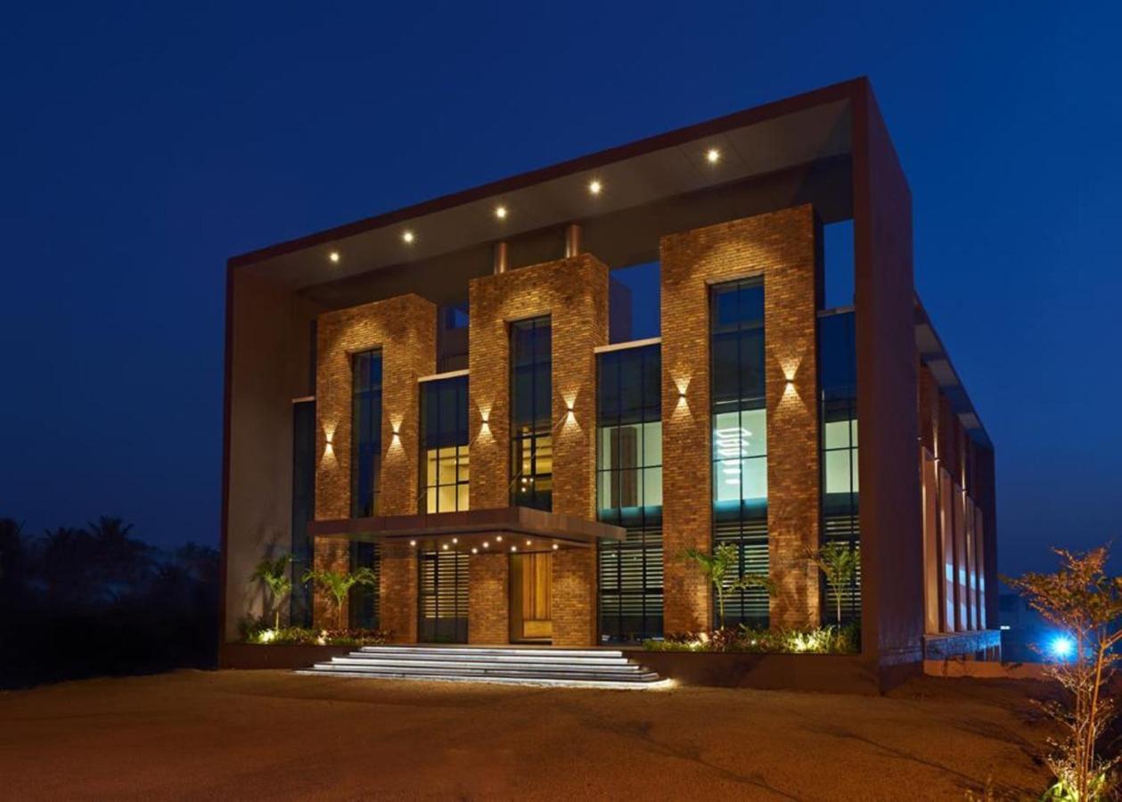 كولهابور Hotel Shlok المظهر الخارجي الصورة